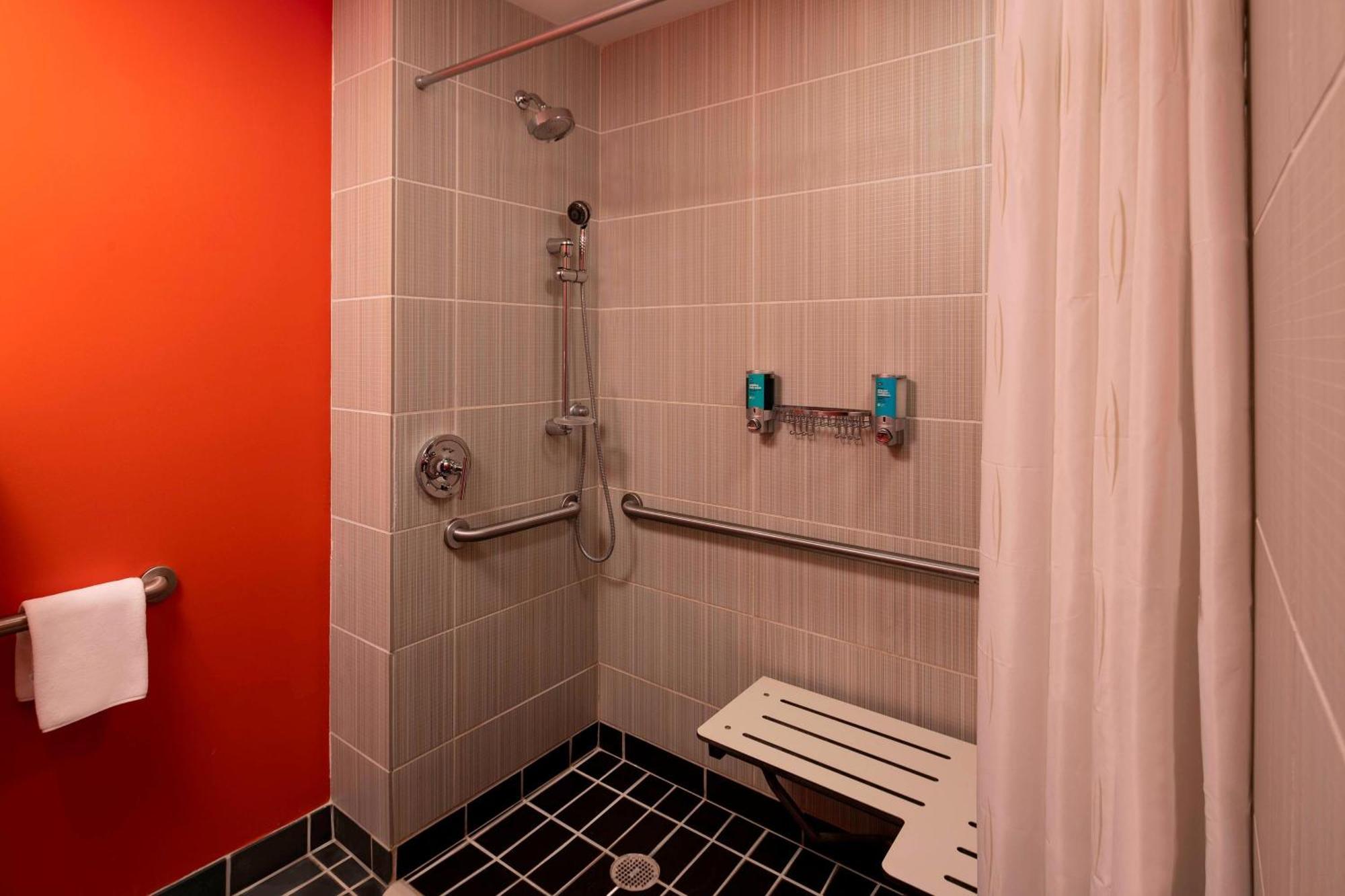 อลอฟต์ เบอร์มิงแฮม โซโห สแควร์ Hotel โฮมวู้ด ภายนอก รูปภาพ