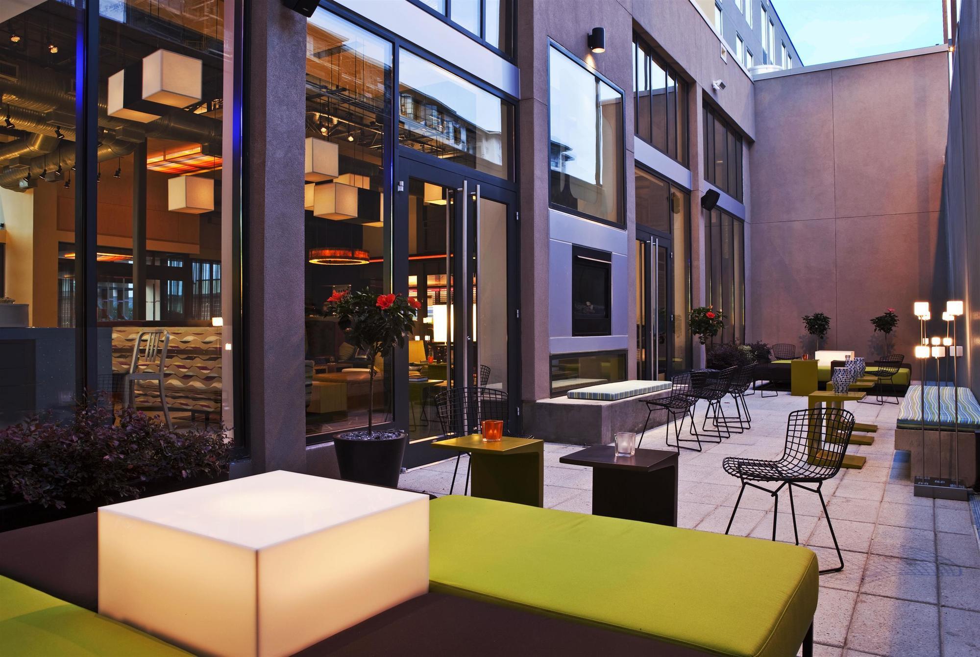 อลอฟต์ เบอร์มิงแฮม โซโห สแควร์ Hotel โฮมวู้ด ร้านอาหาร รูปภาพ